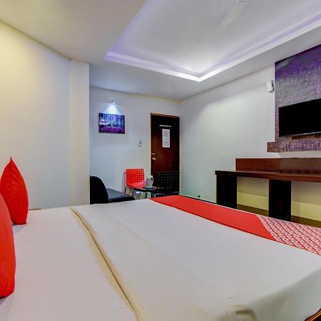 Hotel O P S Grand 布莱尔港 外观 照片