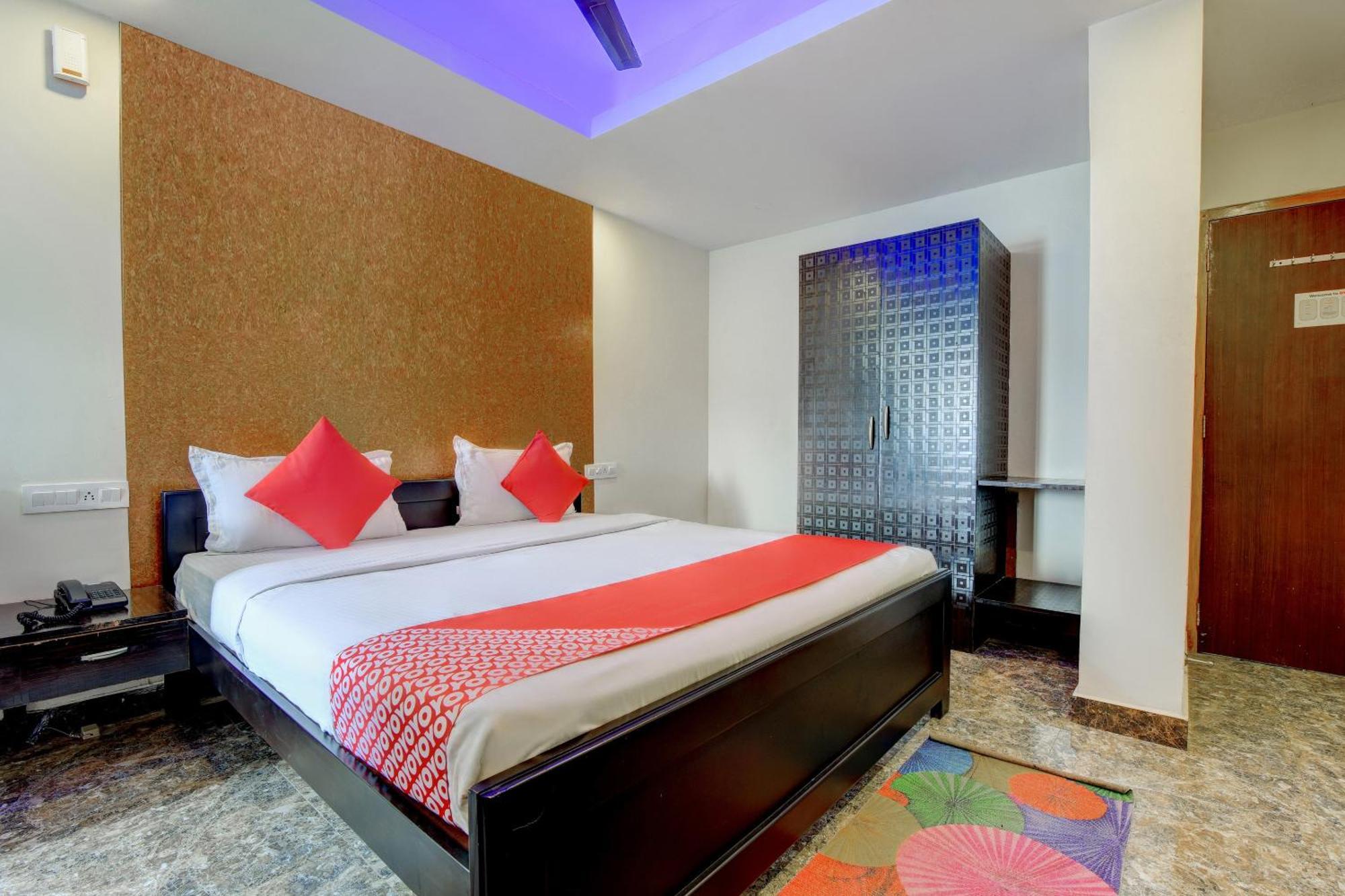 Hotel O P S Grand 布莱尔港 外观 照片