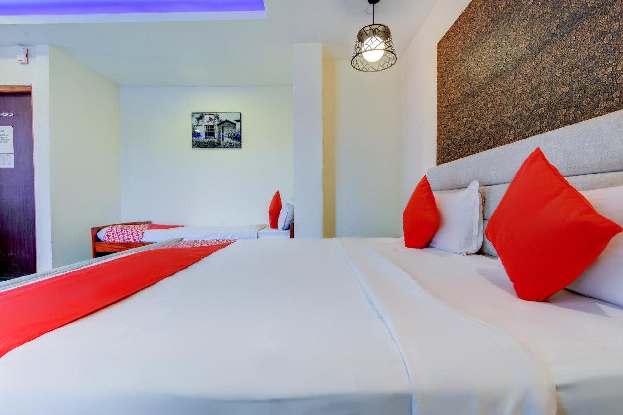 Hotel O P S Grand 布莱尔港 外观 照片